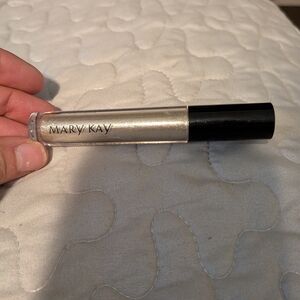 Mary Kay Shimmering Silver Lip Gloss